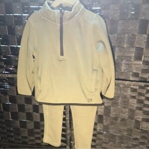 GAP Kids Matching Set in Light Tan